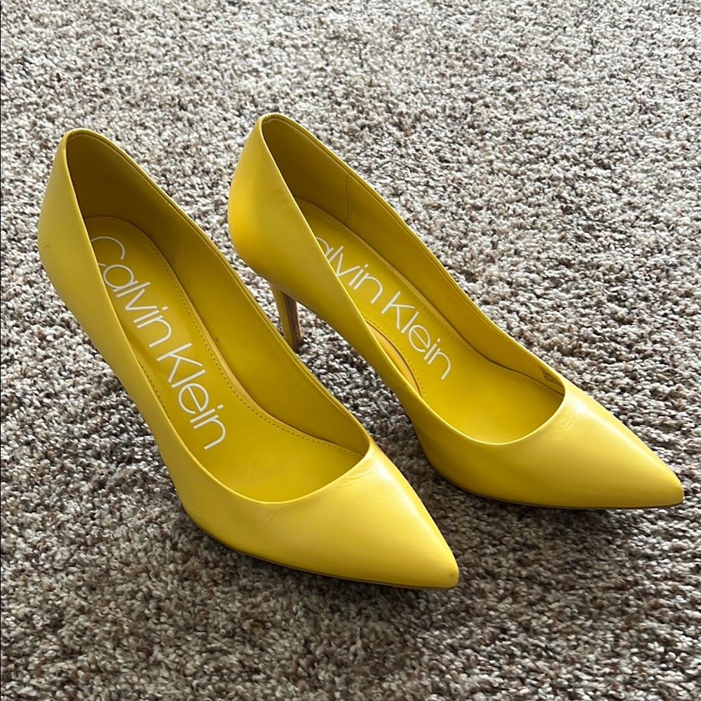 Calvin Klein Yellow Heels Vibrant Style